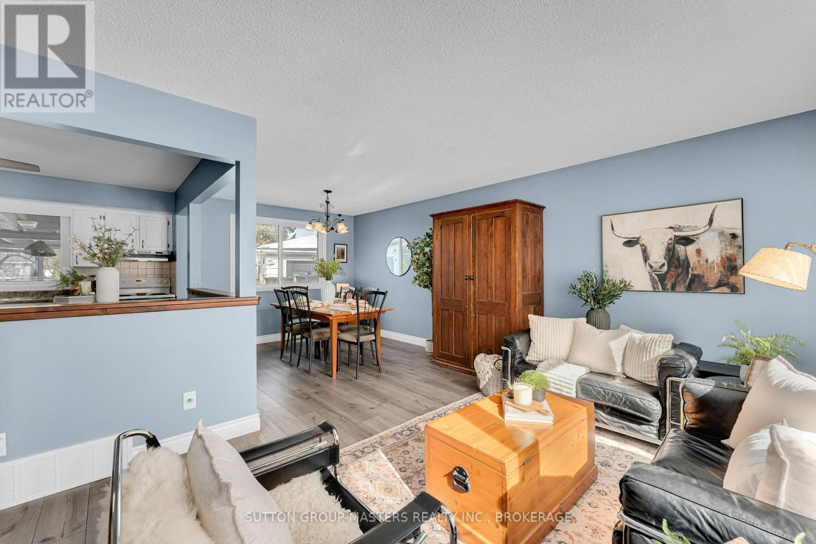 848 Allum Avenue, Kingston (South Of Taylor-Kidd Blvd), ON - Indoor Photo Showing Living Room