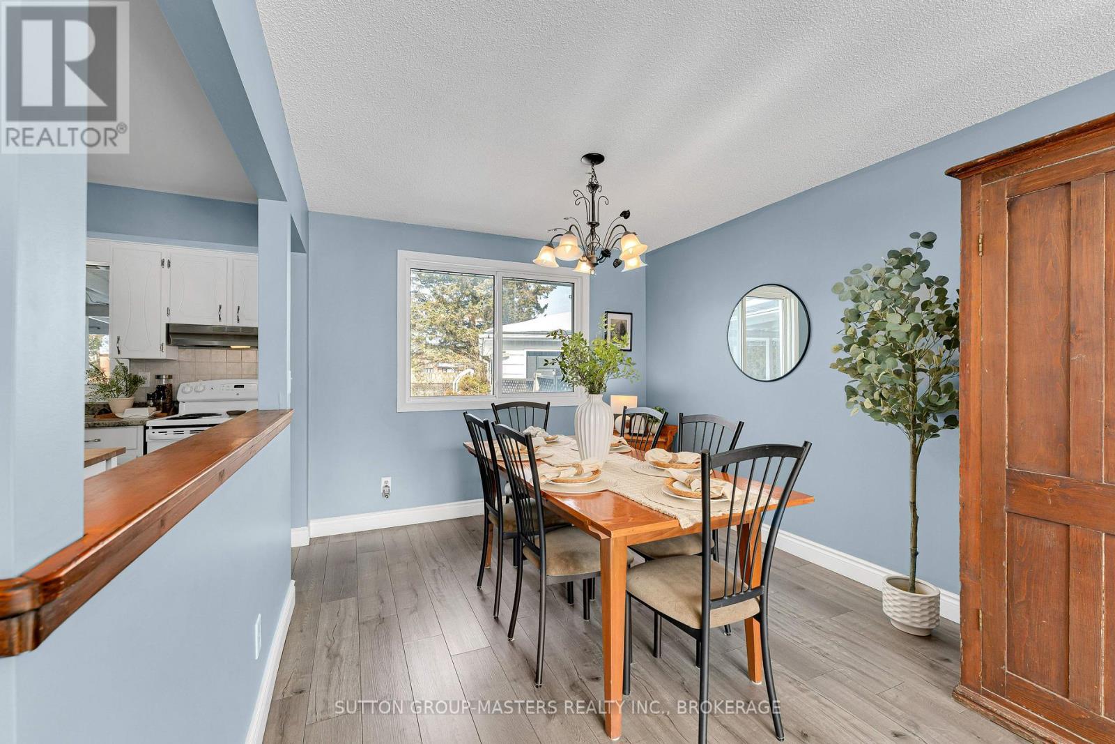 848 Allum Avenue, Kingston (South Of Taylor-Kidd Blvd), ON - Indoor Photo Showing Dining Room