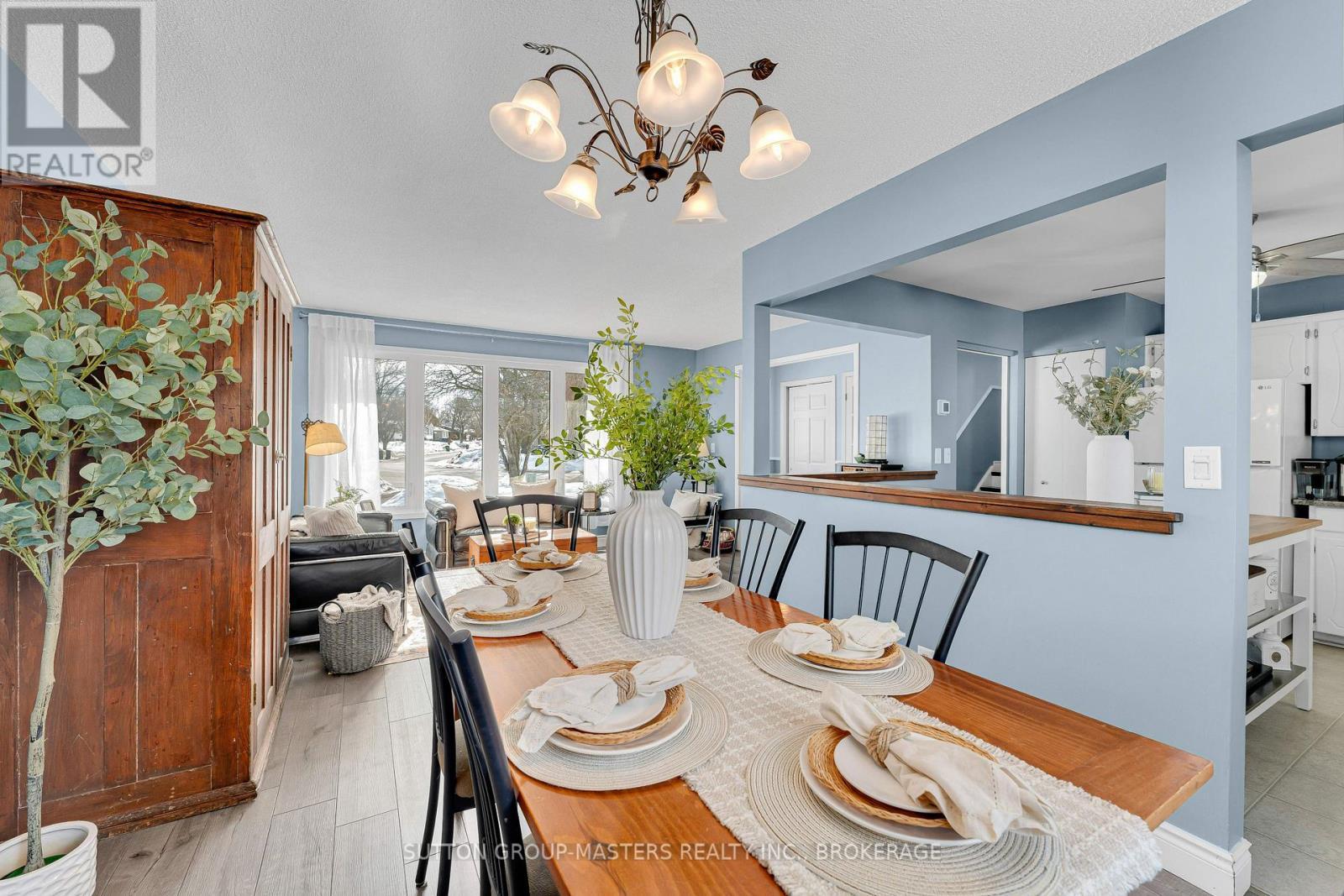 848 Allum Avenue, Kingston (South Of Taylor-Kidd Blvd), ON - Indoor Photo Showing Dining Room