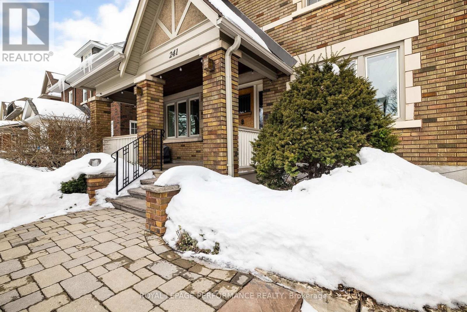 241 Fourth Avenue, Ottawa, ON - Outdoor