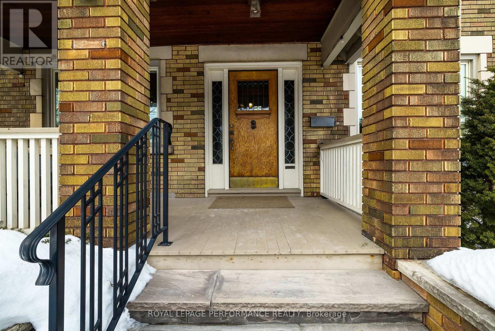 241 Fourth Avenue, Ottawa, ON - Outdoor