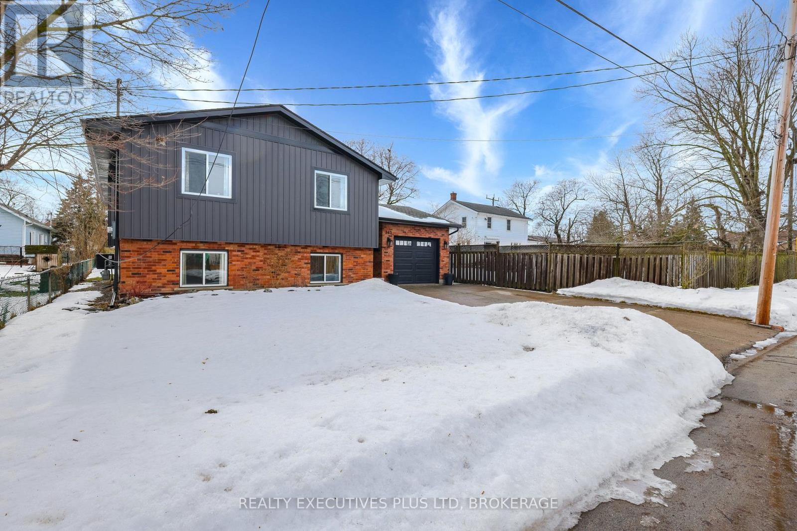 Welcome Home! - 363 Emerick Avenue, Fort Erie (Central), ON - Outdoor