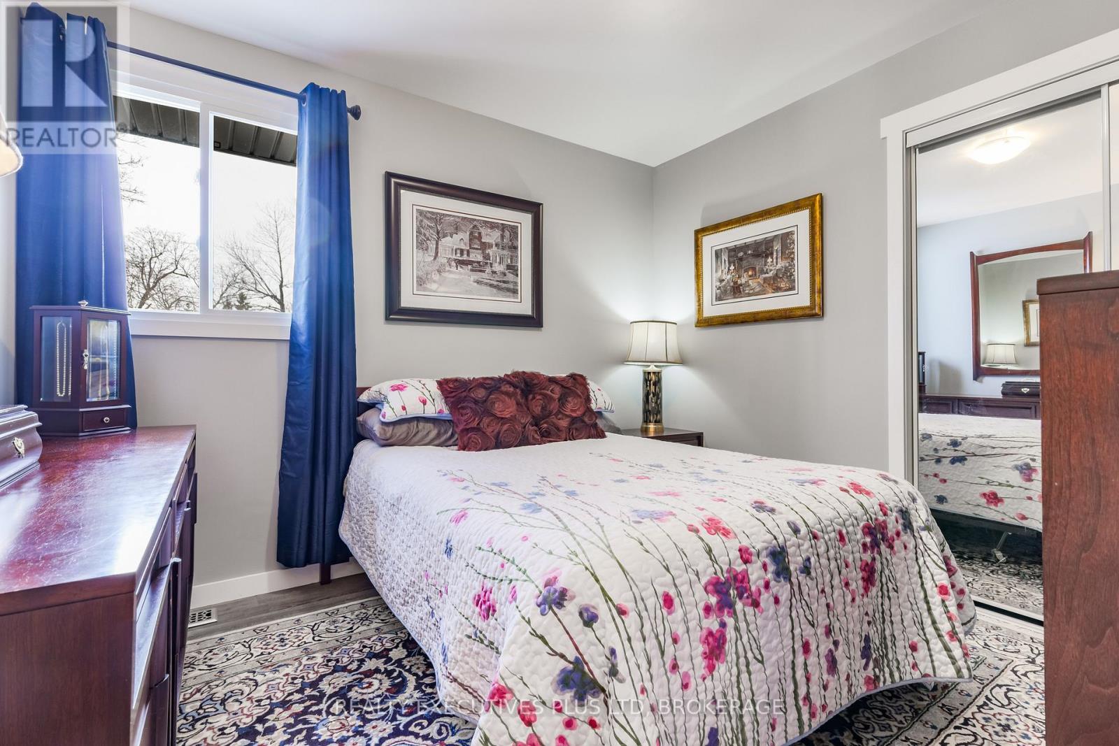 BR #3 - 363 Emerick Avenue, Fort Erie (Central), ON - Indoor Photo Showing Bedroom