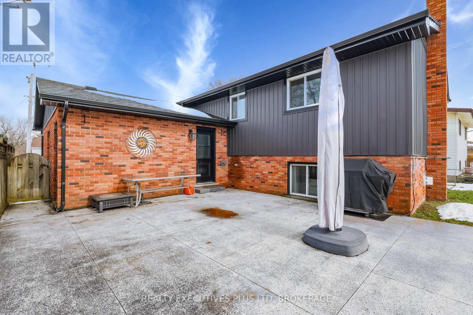 Large patio - 363 Emerick Avenue, Fort Erie (Central), ON - Outdoor With Exterior