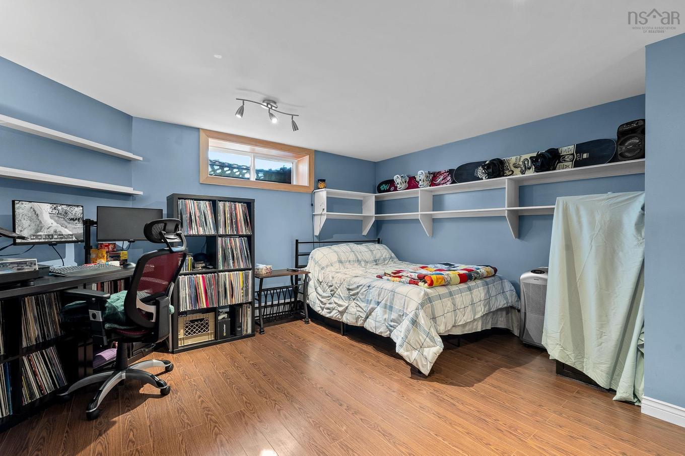 42 Pioneer Avenue, Halifax, NS