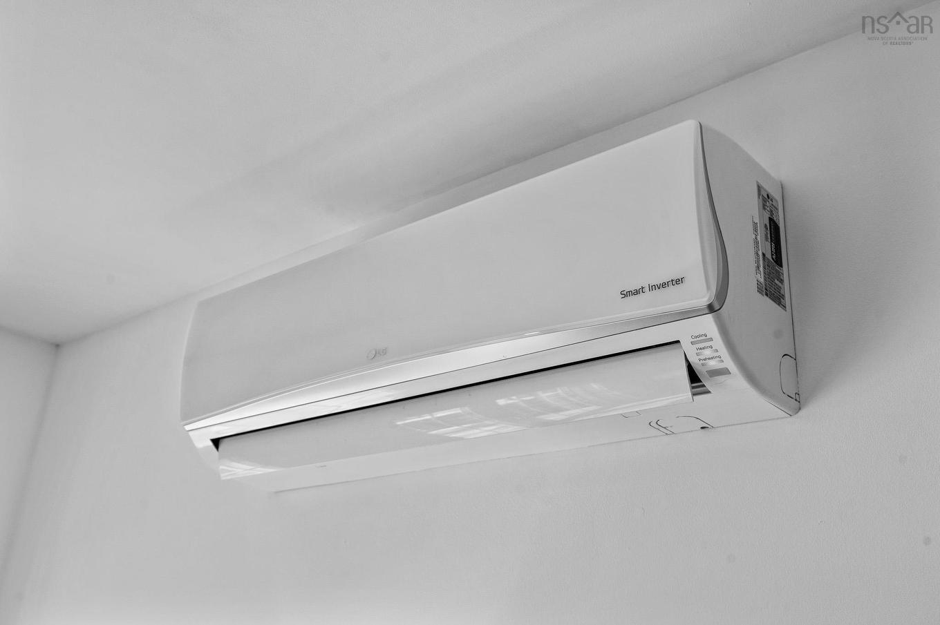 42 Pioneer Avenue, Halifax, NS