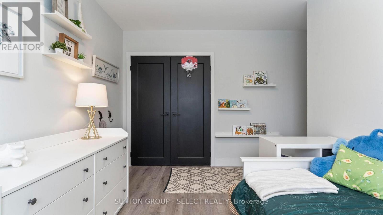 bedroom #2 - 295 Admiral Drive, London East (East I), ON - Indoor Photo Showing Bedroom