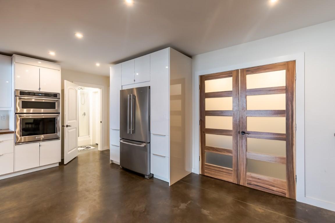 4142 99 N Road, Lillooet, BC - Indoor Photo Showing Kitchen