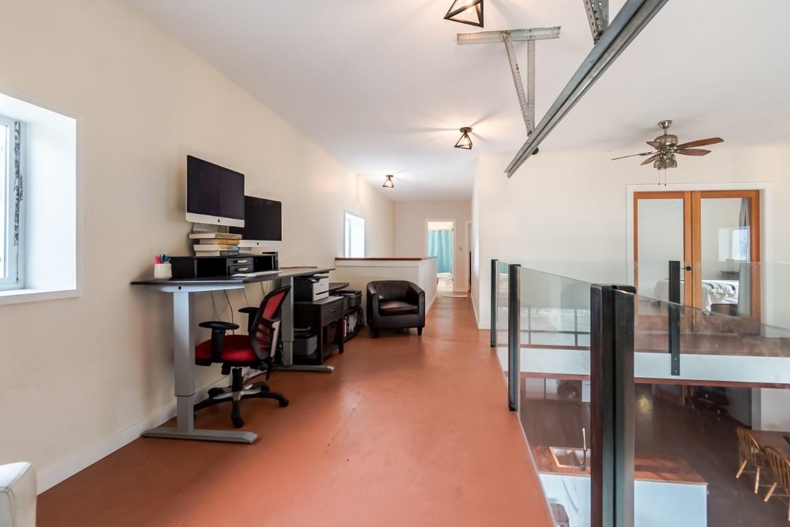 4142 99 N Road, Lillooet, BC - Indoor