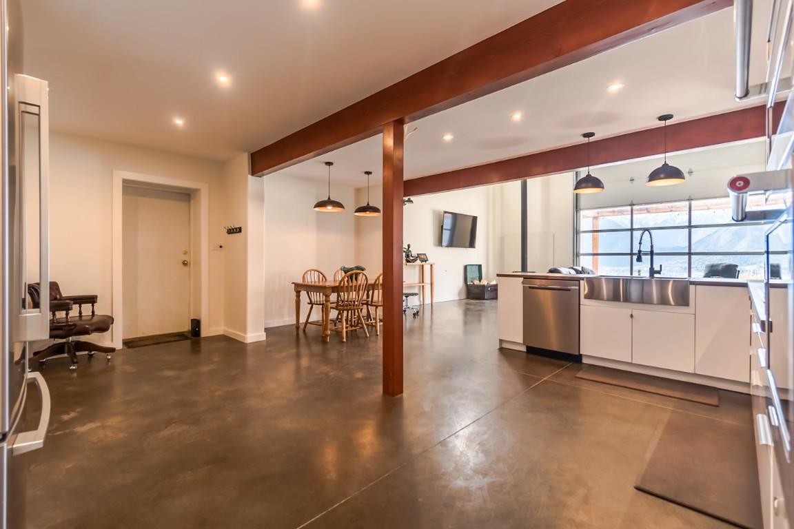 4142 99 N Road, Lillooet, BC -