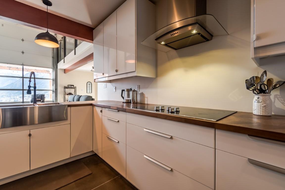 4142 99 N Road, Lillooet, BC - Outdoor