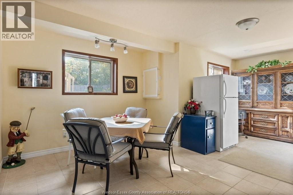 1801 Dominion, Windsor, ON - Indoor Photo Showing Dining Room