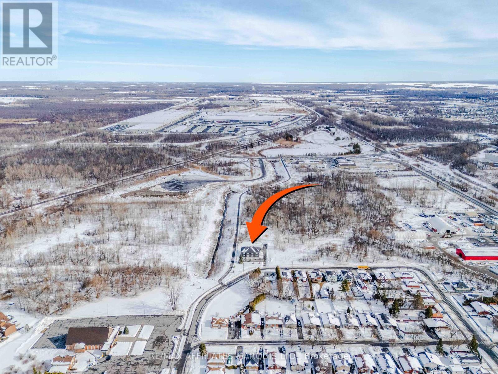 1133 Carleton Street, Cornwall, ON - Outdoor With View