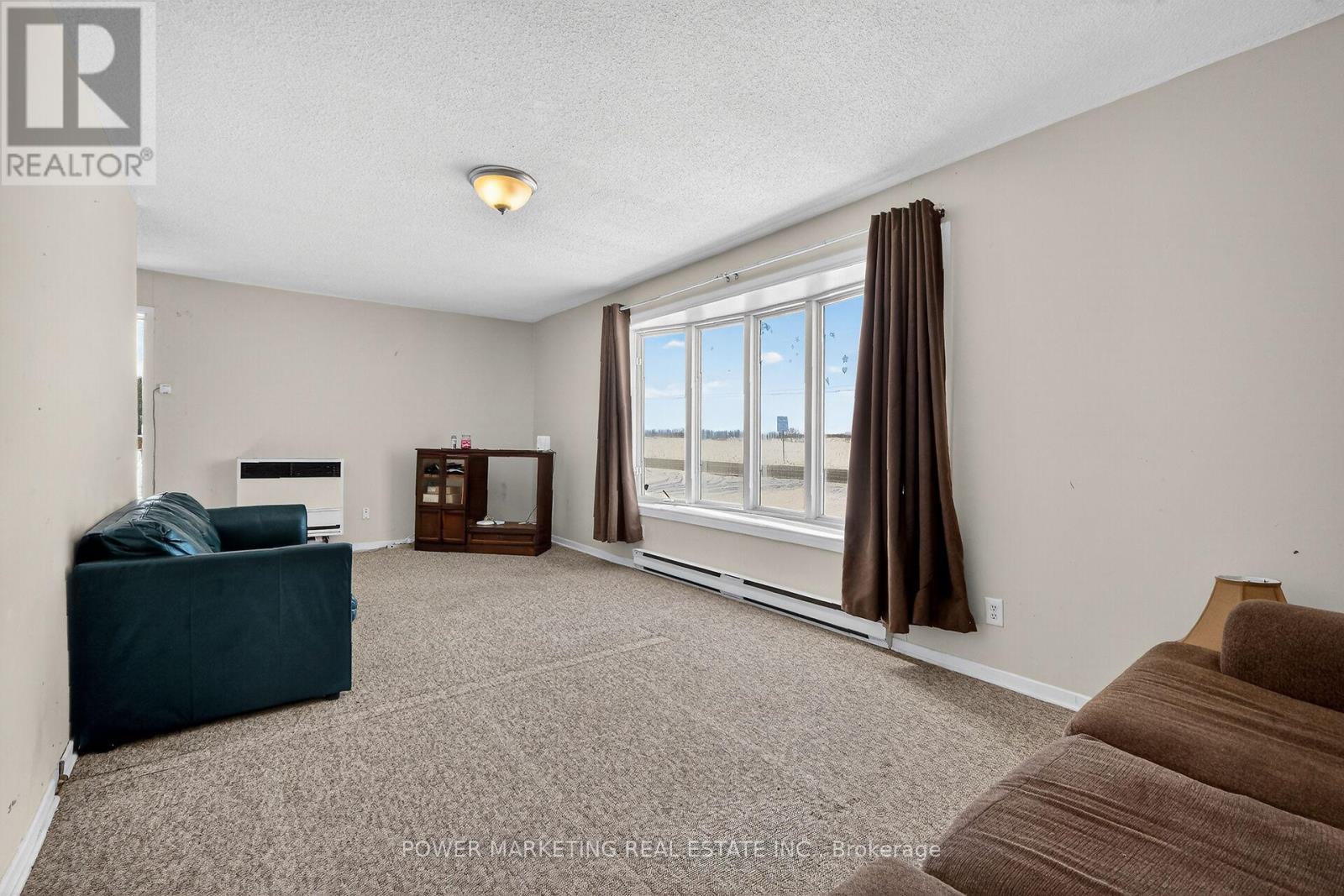 955 St Guillaume Road, Russell, ON