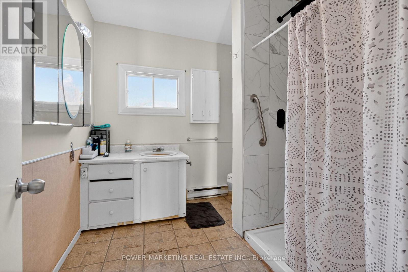 955 St Guillaume Road, Russell, ON