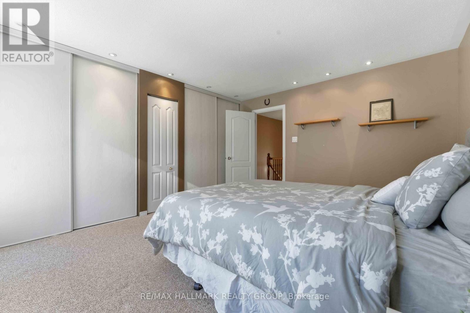 21 - 1660 Locksley Lane, Ottawa, ON - Indoor Photo Showing Bedroom