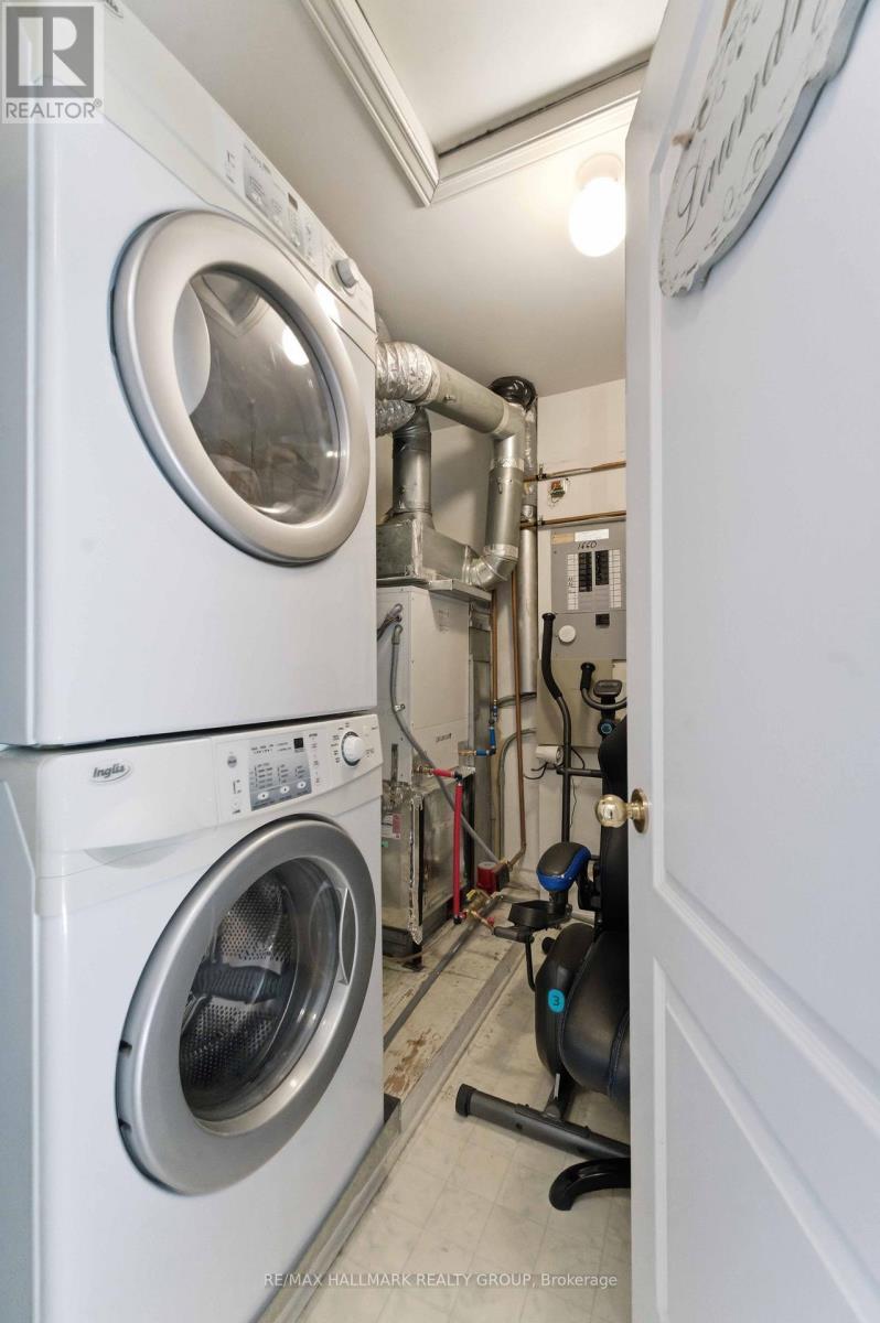 21 - 1660 Locksley Lane, Ottawa, ON - Indoor Photo Showing Laundry Room