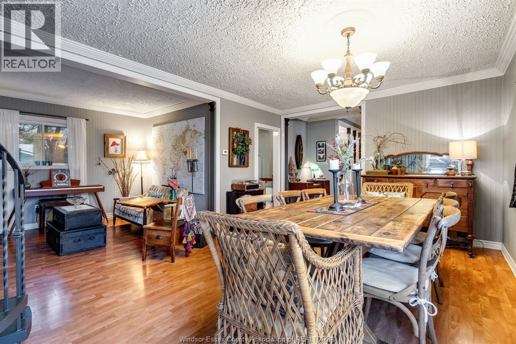 927 Iler Beach Road, Essex, ON - Indoor Photo Showing Dining Room