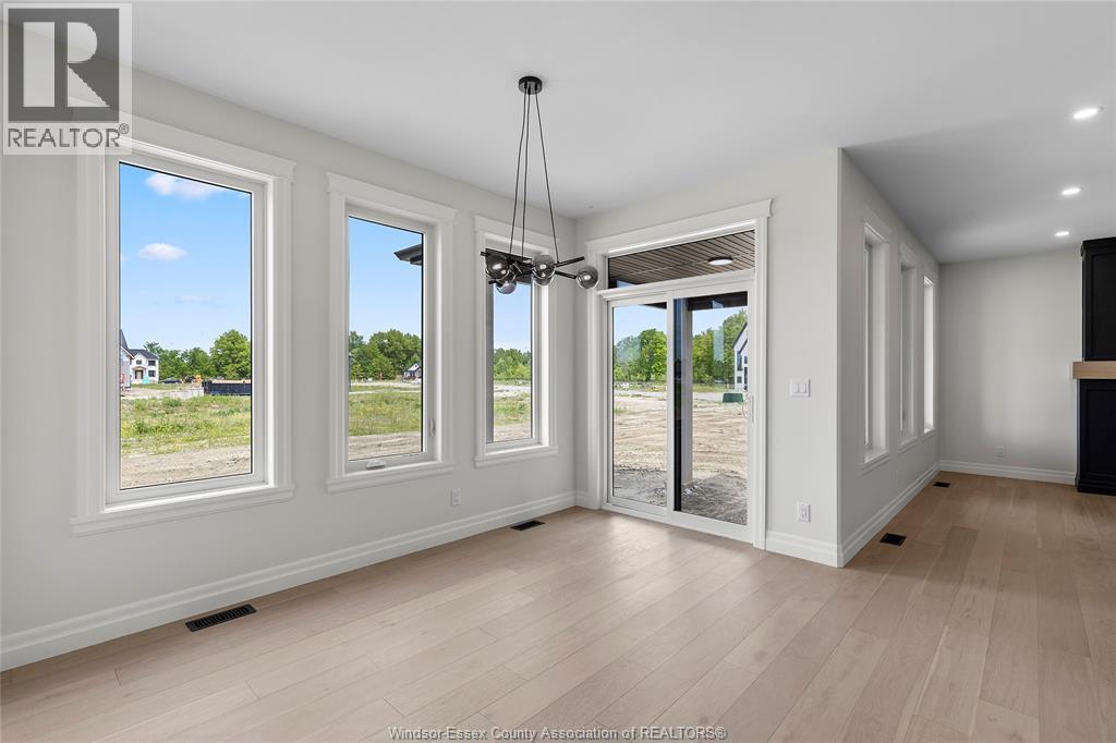 267 Joan Flood, Essex, ON - Indoor Photo Showing Other Room