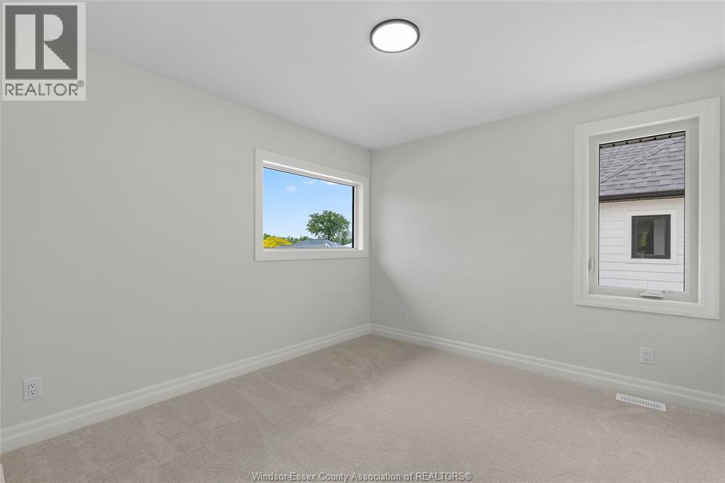 267 Joan Flood, Essex, ON - Indoor Photo Showing Other Room