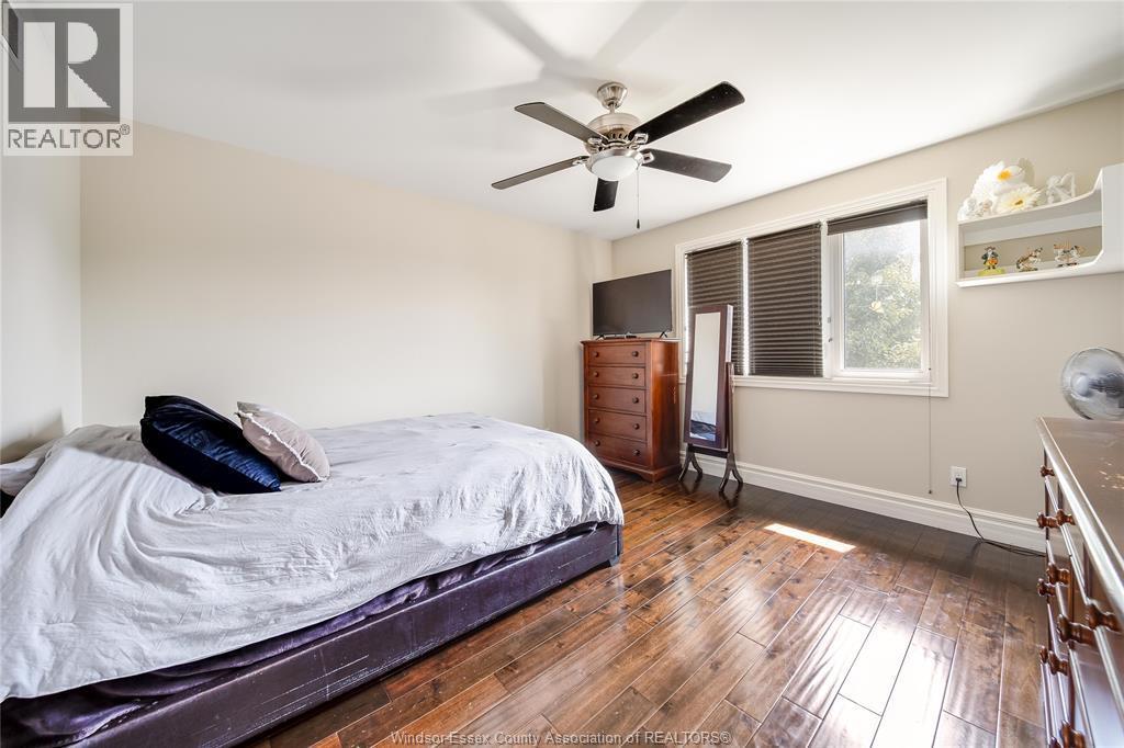 220 Selina, Lakeshore, ON - Indoor Photo Showing Bedroom