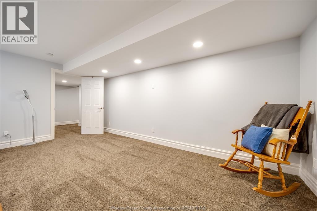 220 Selina, Lakeshore, ON - Indoor