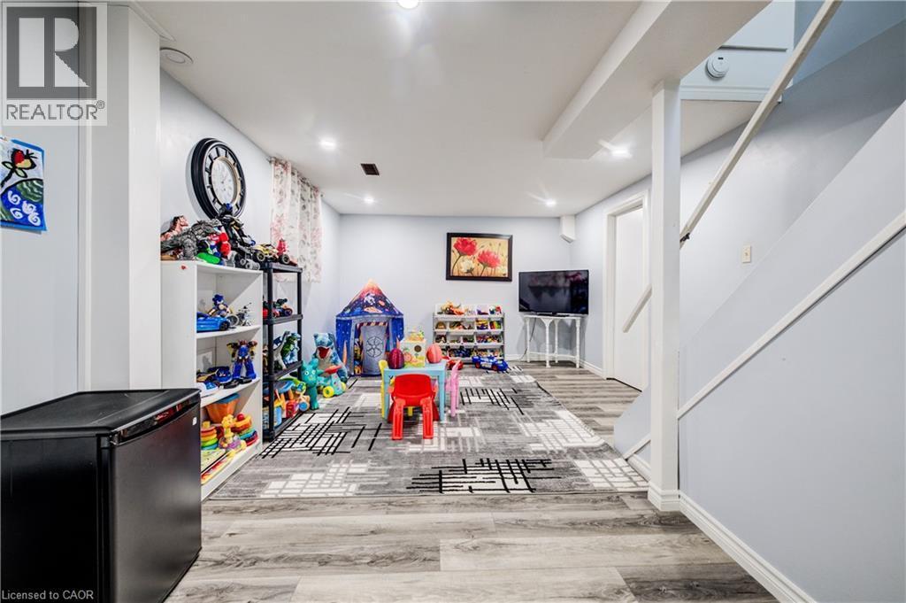 52 Uxbridge Crescent, Kitchener, ON - Indoor