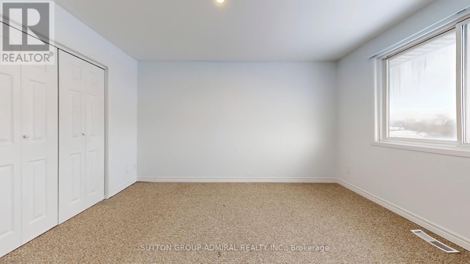 8 - 64 Bronte Street S, Milton, ON - Indoor Photo Showing Other Room