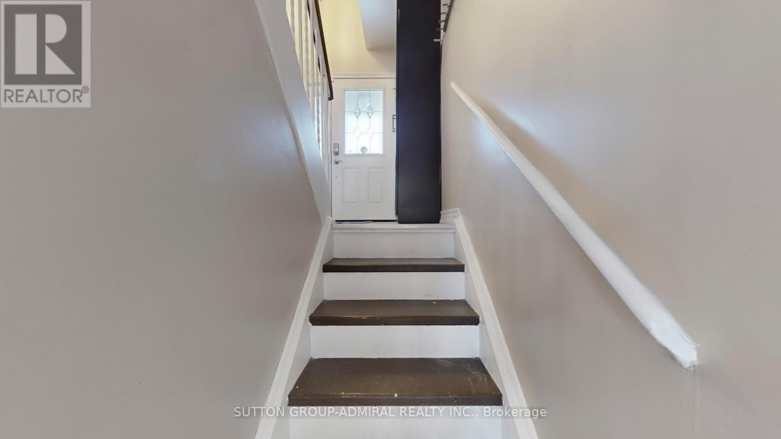 8 - 64 Bronte Street S, Milton, ON - Indoor Photo Showing Other Room