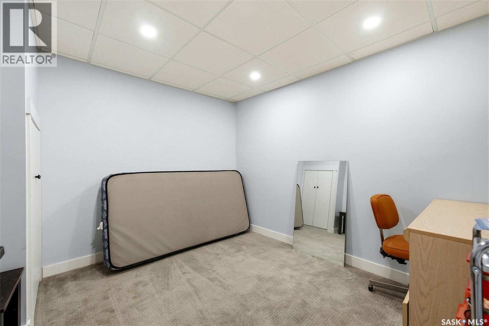 153 Mcdougall Crescent, Regina, SK - Indoor