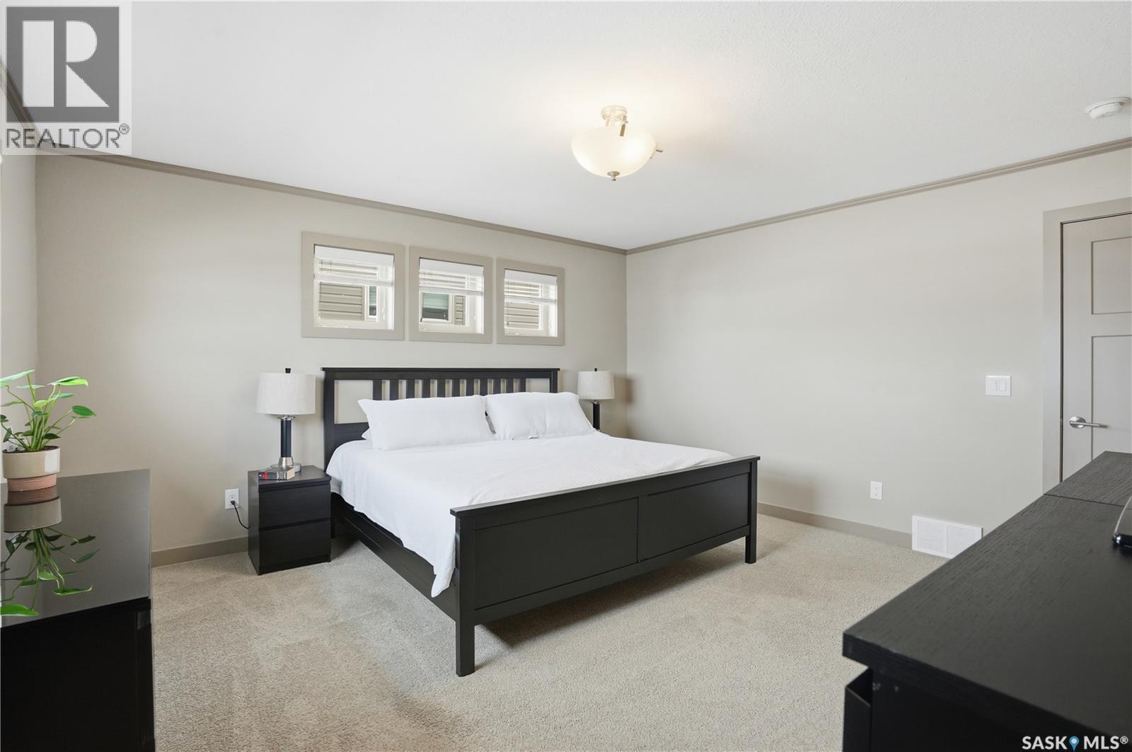 234 Maningas Bend, Saskatoon, SK - Indoor Photo Showing Bedroom
