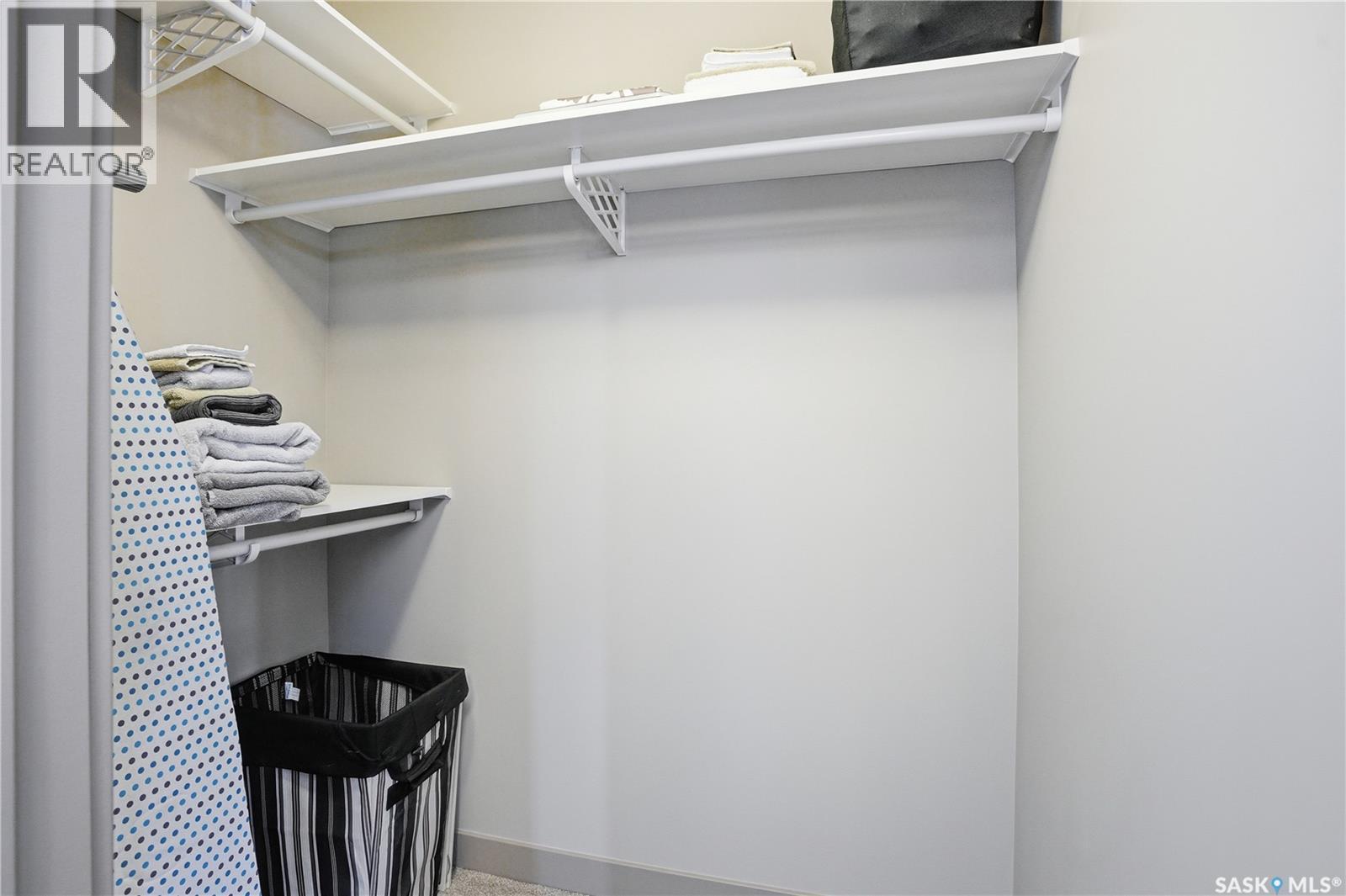 234 Maningas Bend, Saskatoon, SK - Indoor With Storage