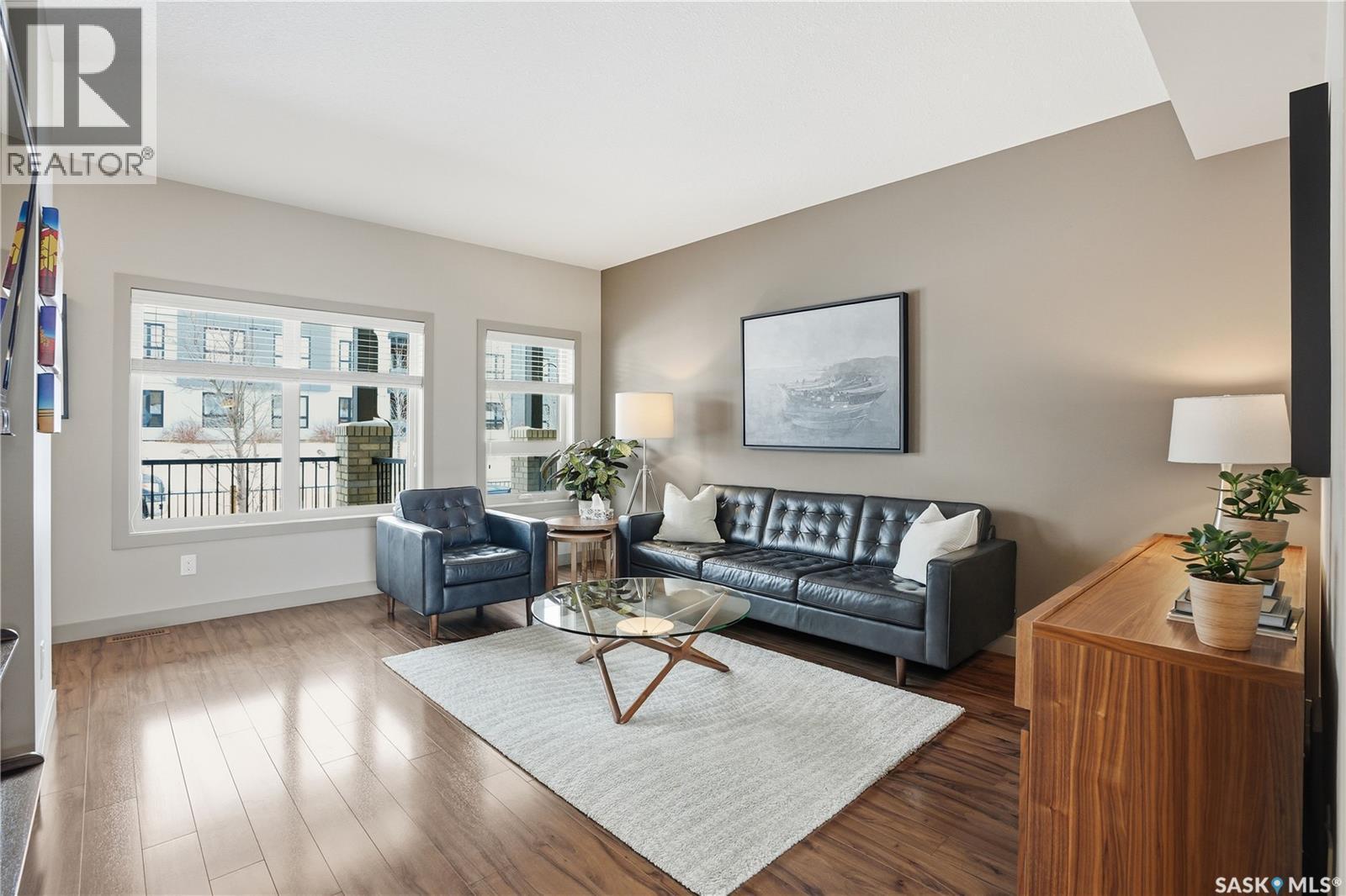 234 Maningas Bend, Saskatoon, SK - Indoor Photo Showing Living Room