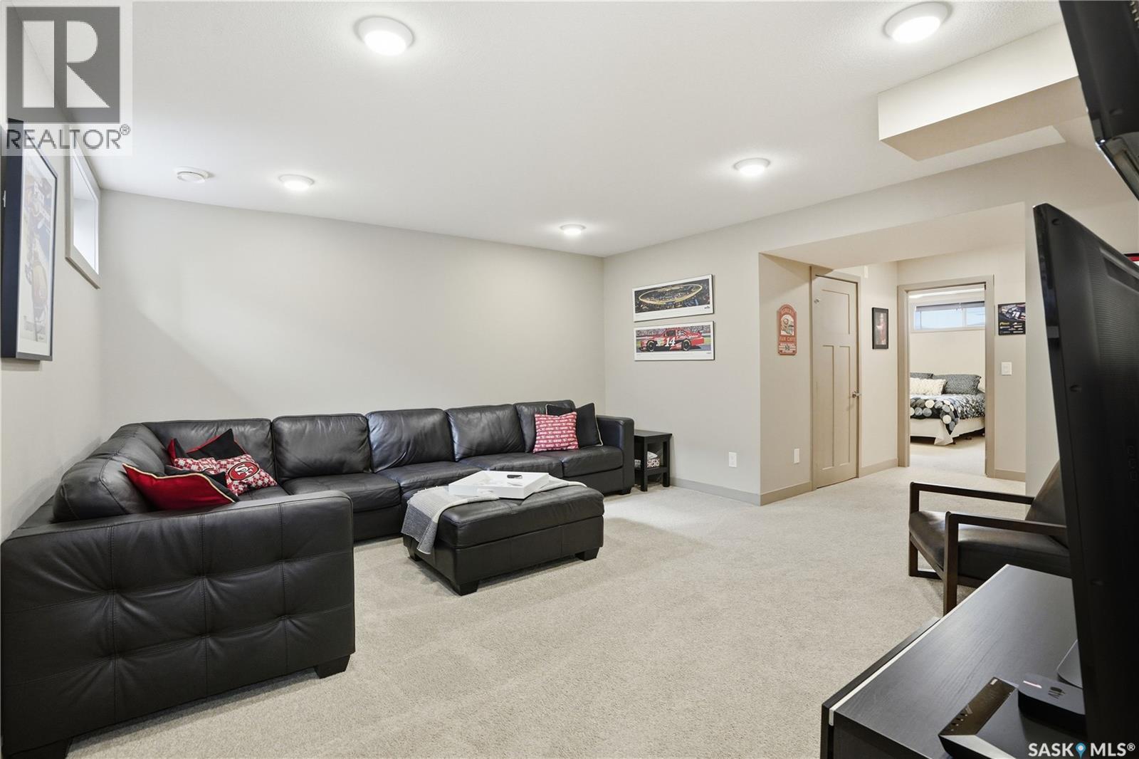 234 Maningas Bend, Saskatoon, SK - Indoor Photo Showing Other Room