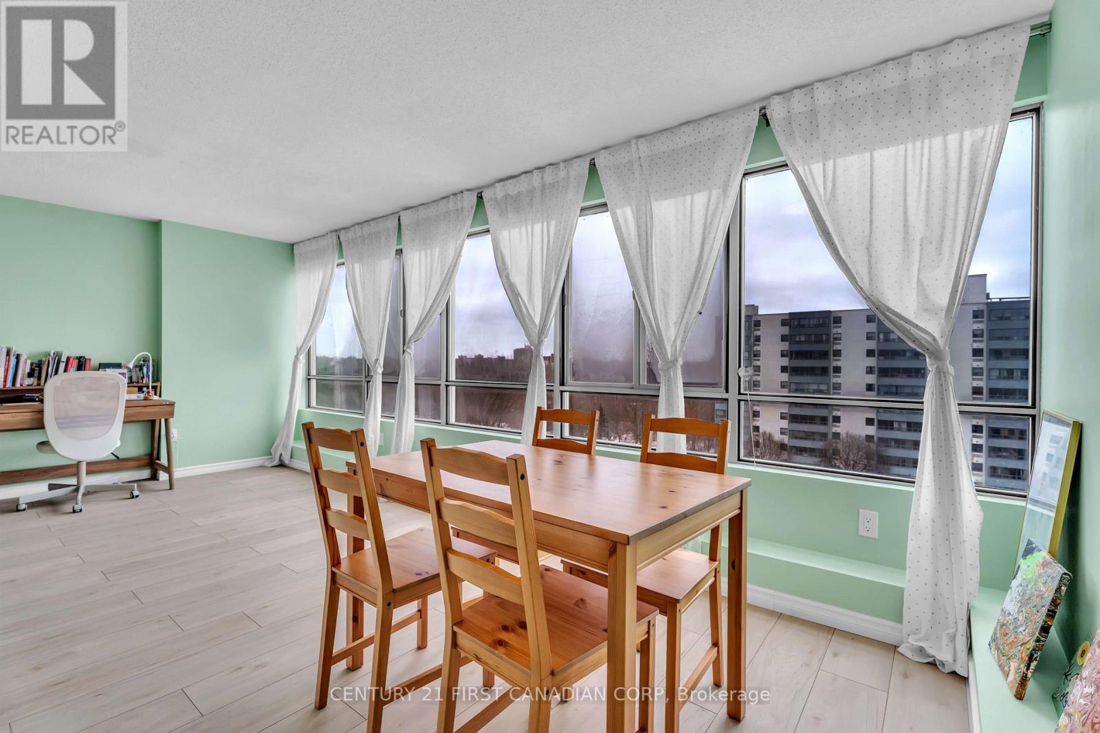 912 - 570 Proudfoot Lane, London North (North N), ON - Indoor