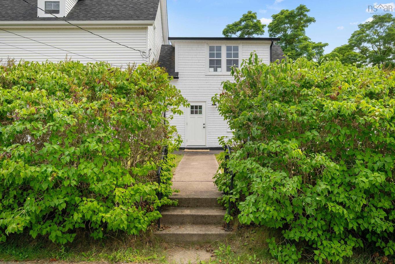 57 Old Falls Road, Liverpool, NS