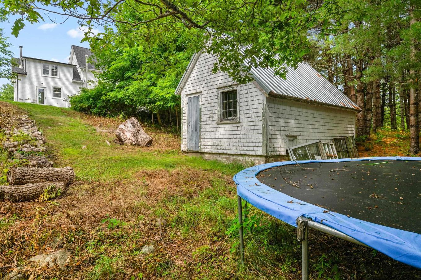 57 Old Falls Road, Liverpool, NS