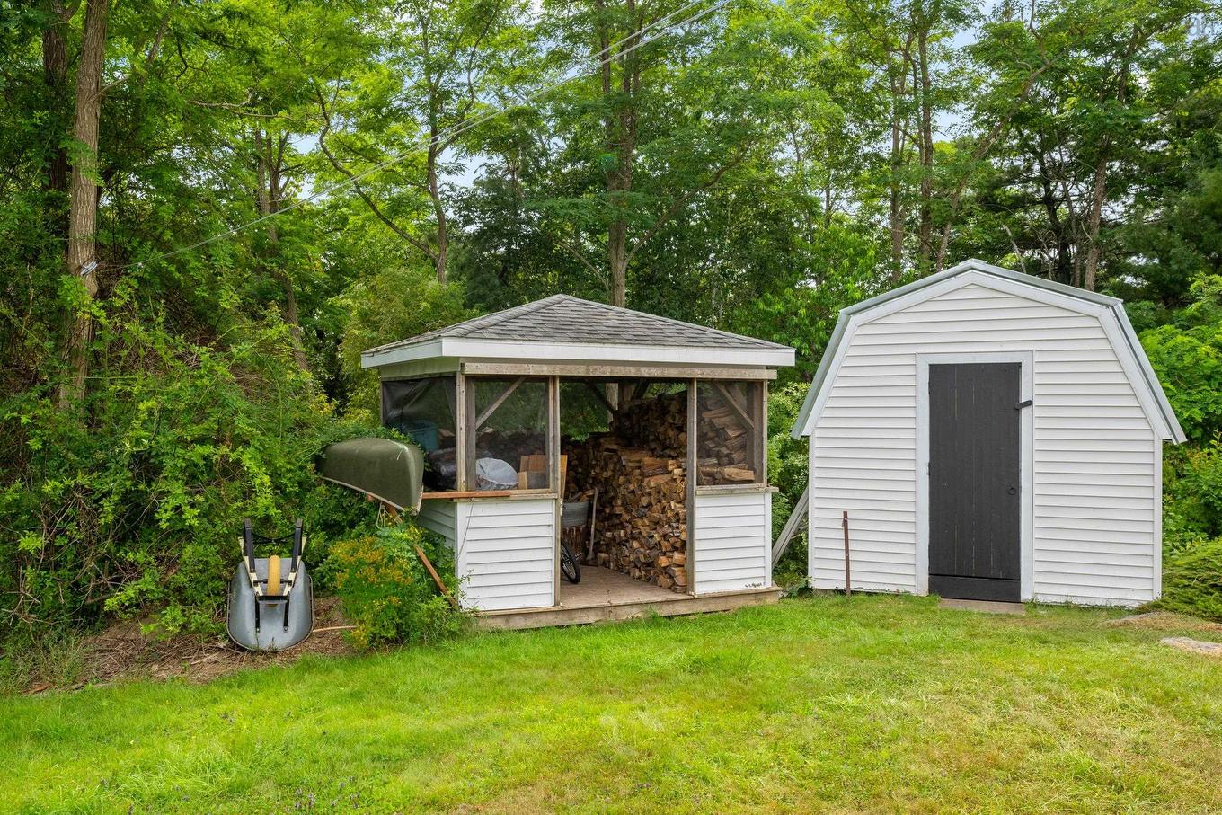 57 Old Falls Road, Liverpool, NS