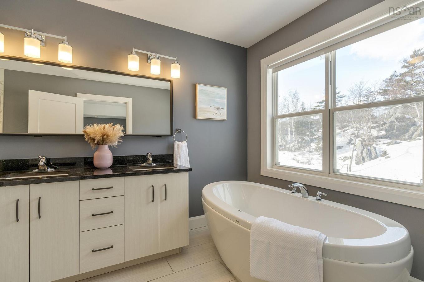 307 Fleetview Drive, Halifax, NS