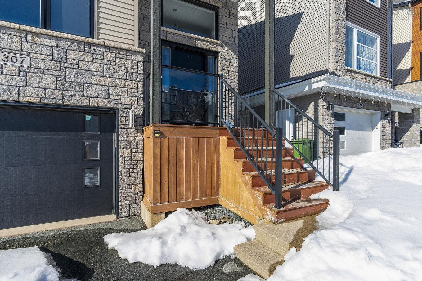 307 Fleetview Drive, Halifax, NS