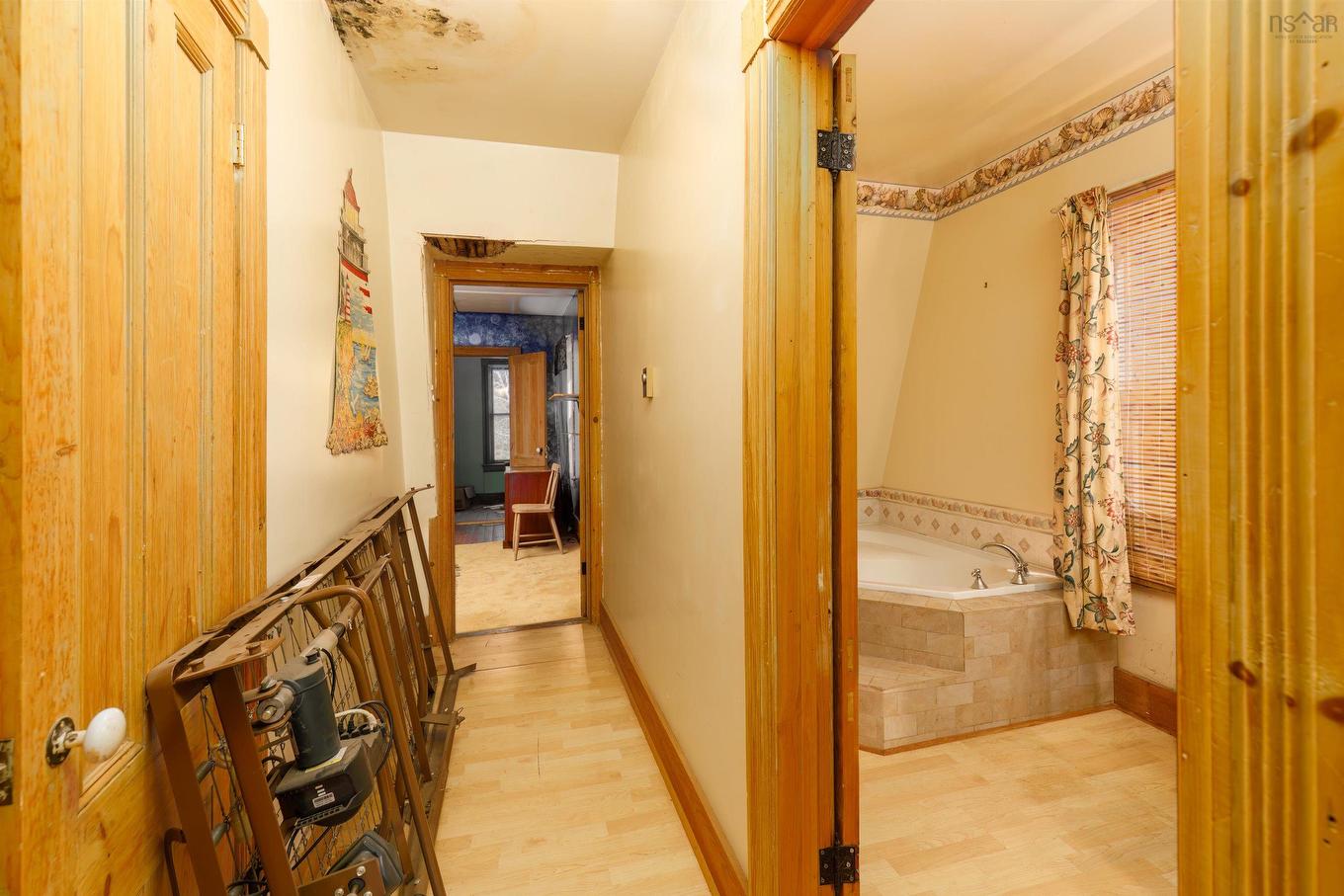 5 Feltzen South Road, Bayport, NS