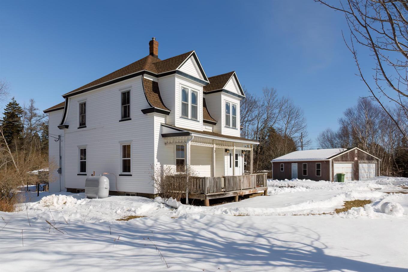 5 Feltzen South Road, Bayport, NS