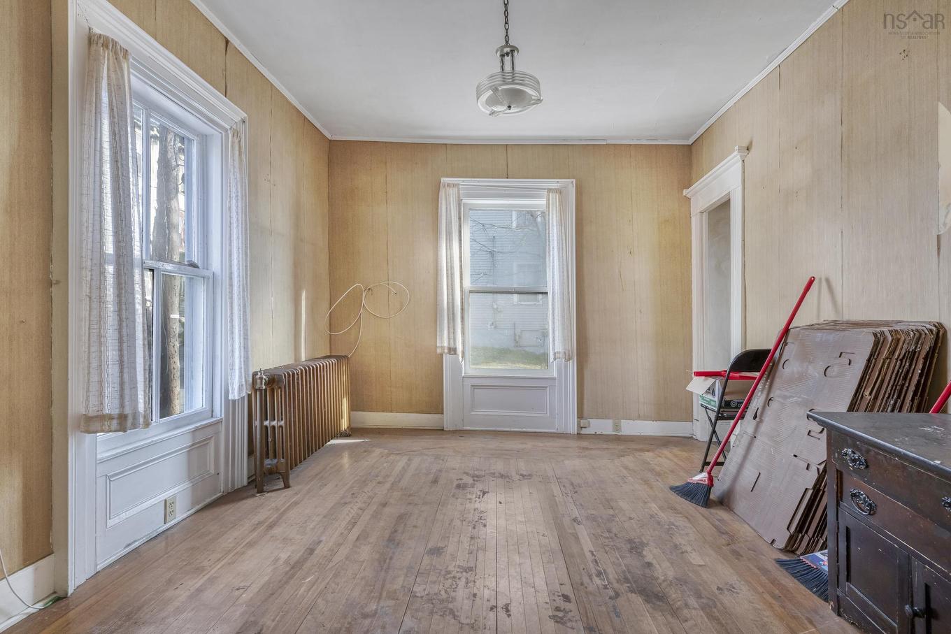 200 Montague Street, Lunenburg, NS