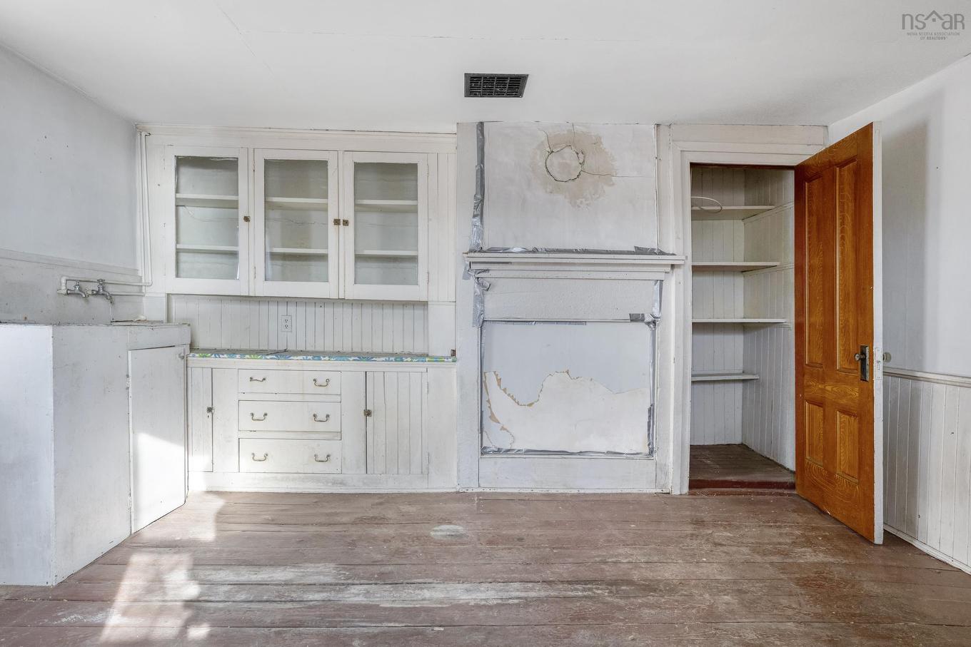 200 Montague Street, Lunenburg, NS