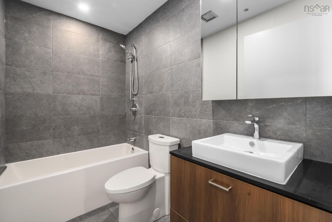 608 5511 Bilby Street, Halifax, NS