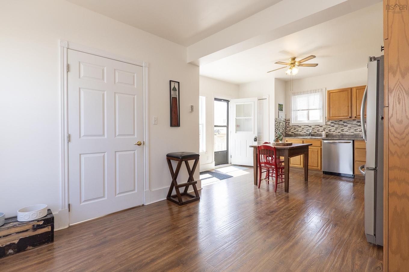 100 Queen Street, Parrsboro, NS