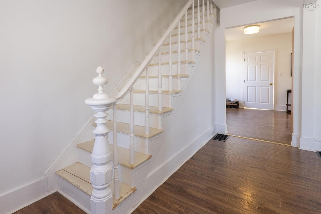 100 Queen Street, Parrsboro, NS