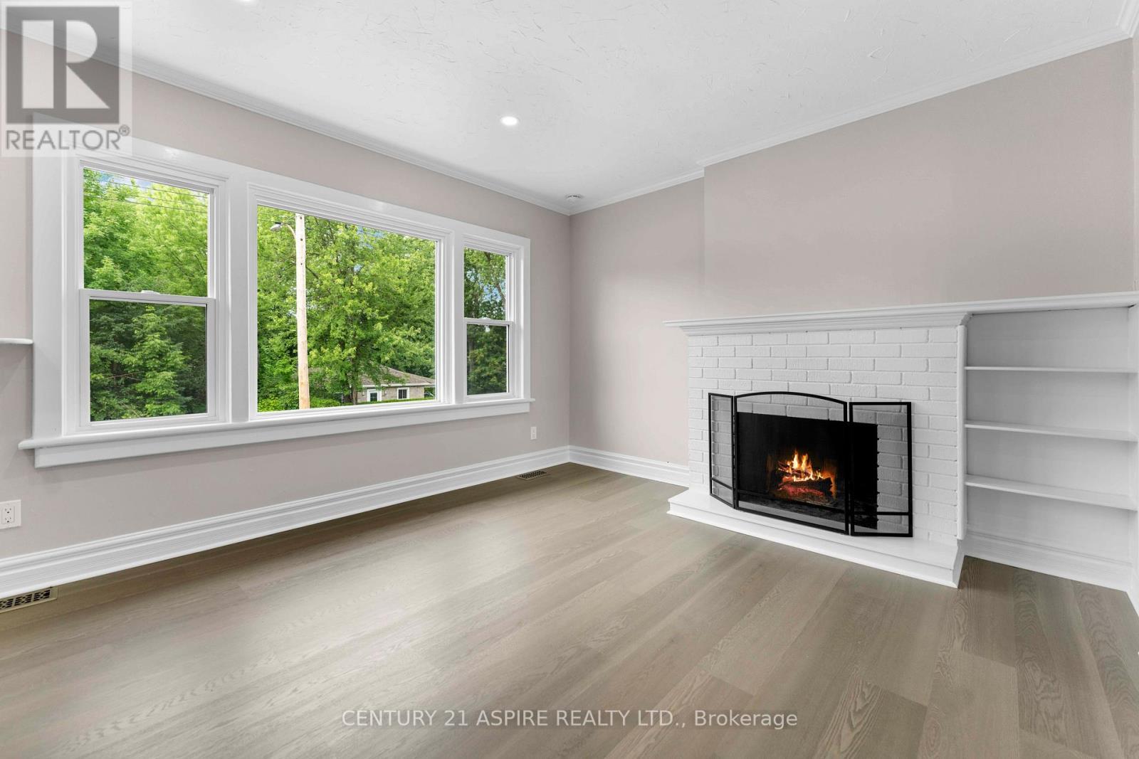 332 Alfred Street, Pembroke, ON - Indoor Photo Showing Living Room With Fireplace