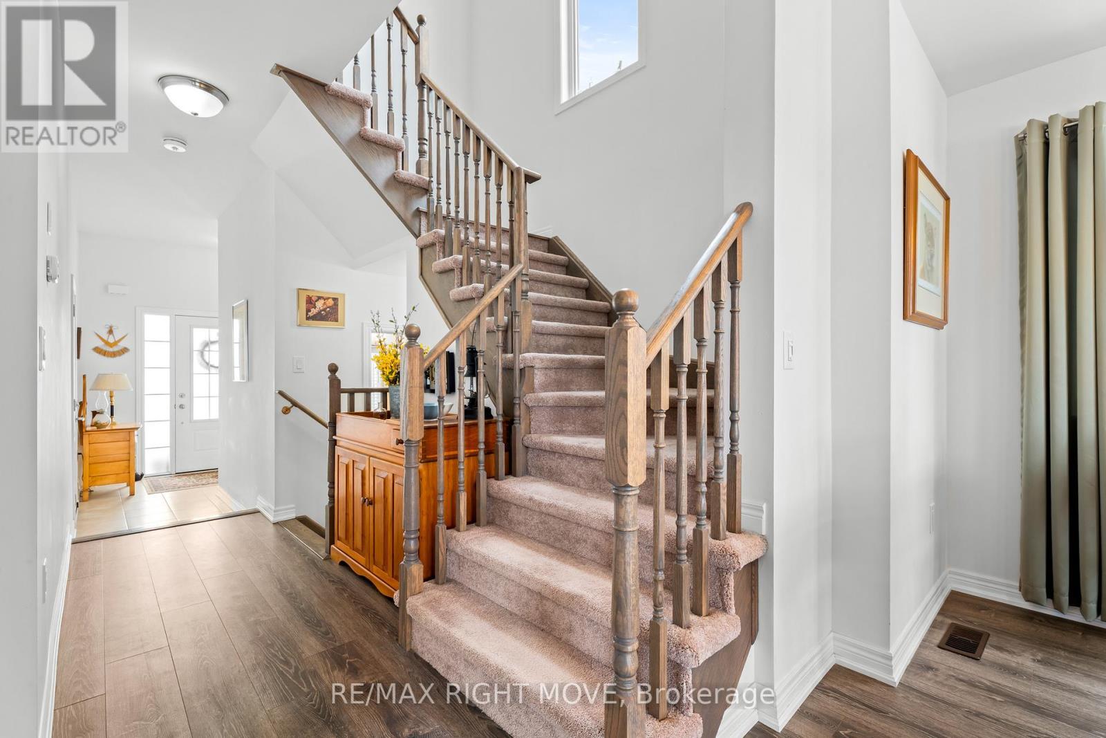 A - 246 James Street E, Orillia, ON - Indoor Photo Showing Other Room