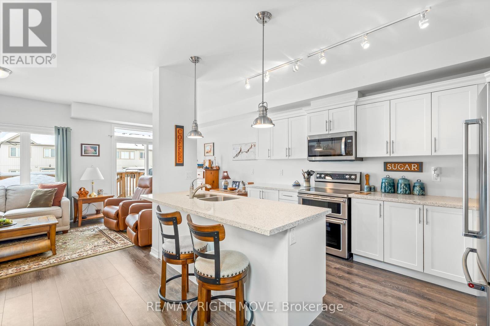 Kitchen - A - 246 James Street E, Orillia, ON - Indoor Photo Showing Kitchen With Stainless Steel Kitchen With Double Sink With Upgraded Kitchen